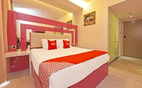 Capital O 90130 Sawadee Hotel