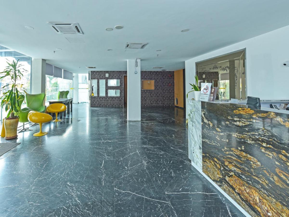 Capital O 90130 Sawadee Hotel Johor Bahru Eksteriør billede